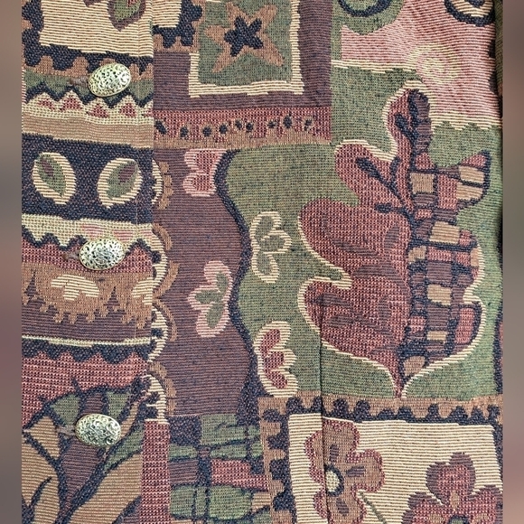 Doncaster Button Down Cropped Jacket - Picture 5 of 10